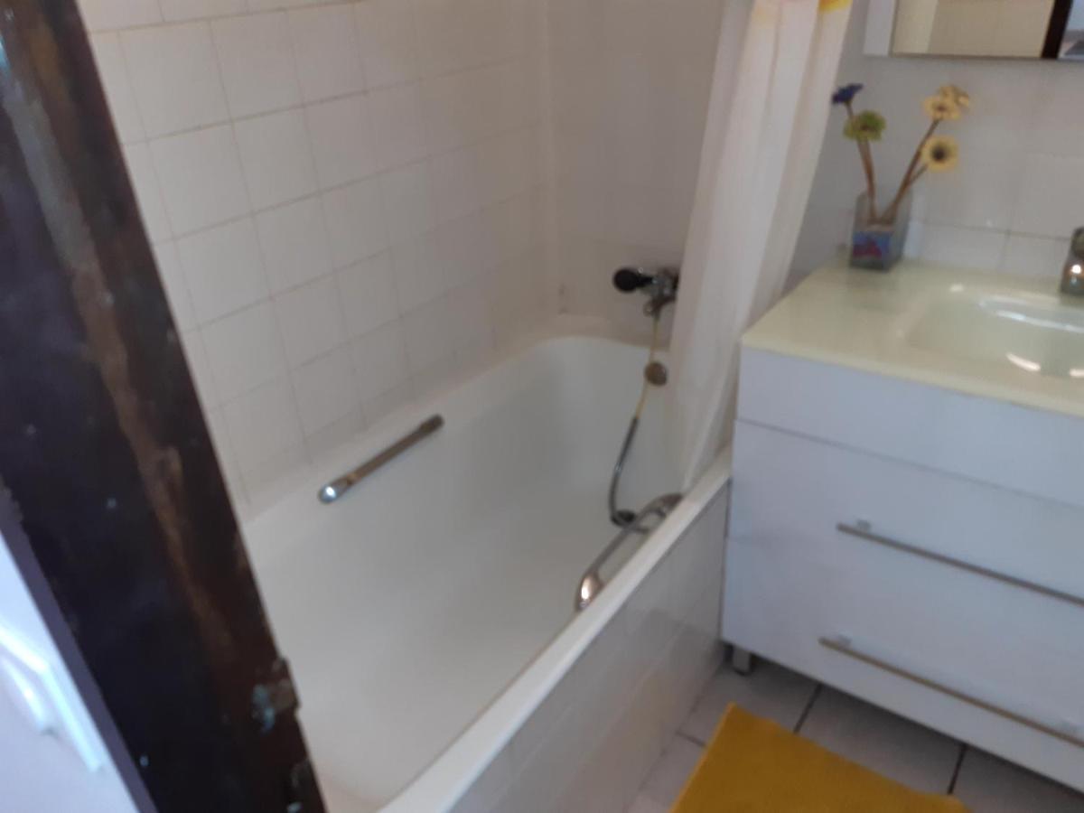 Studio Climatise - Piscine-Plage - 2 A 3 Personnes سانت آن المظهر الخارجي الصورة